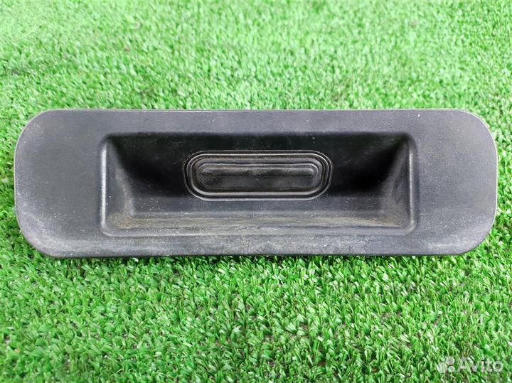 Кнопка багажника Opel Zafira C 2014