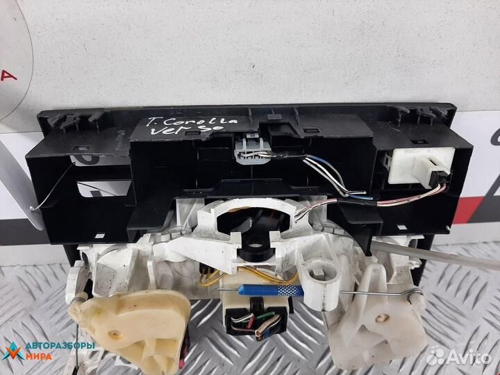 Блок управления печки / климат-контроля Toyota