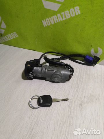 Замок зажигания Субару Форестер 10