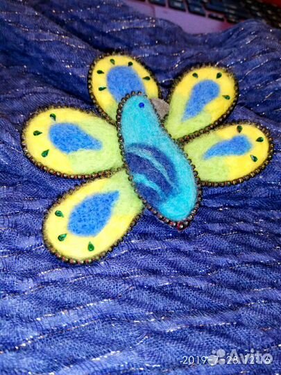 Брошь из фетра, авторская работа