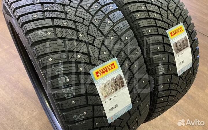 Pirelli Scorpion Ice Zero 2 315/30 R22 107H