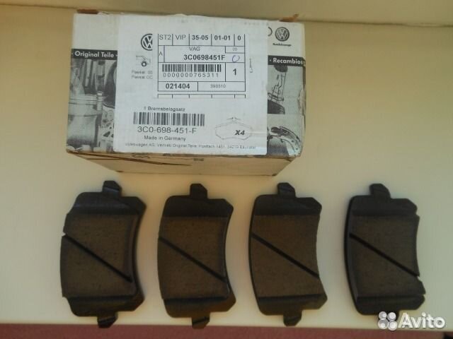 Тормозные колодки задние Volkswagen Passat B6