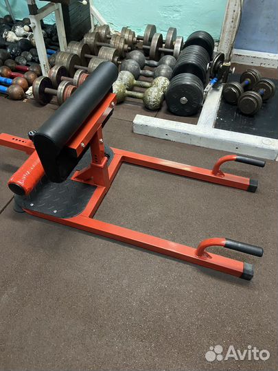 Тренажер для приседаний