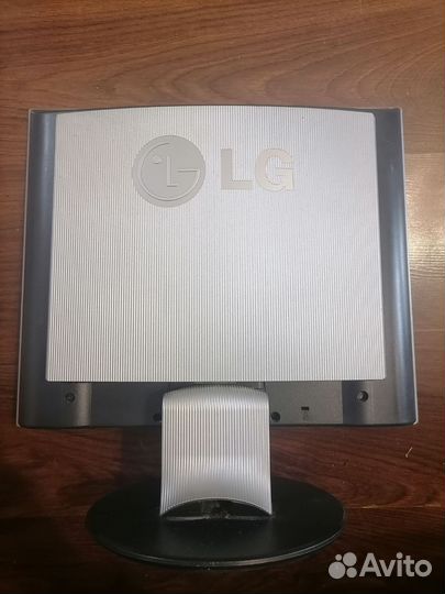 Монитор LG Flatron L1730S