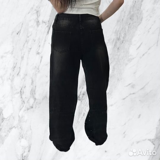 Джинсы ст стразами новые