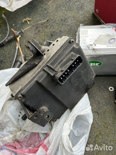 Блок abs bmw e39