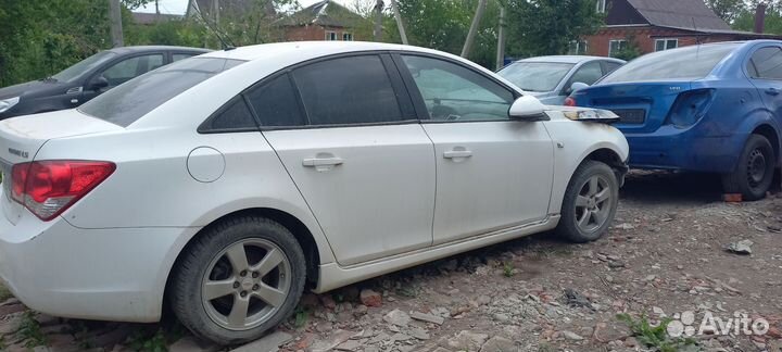 Chevrolet cruze машина по запчестям