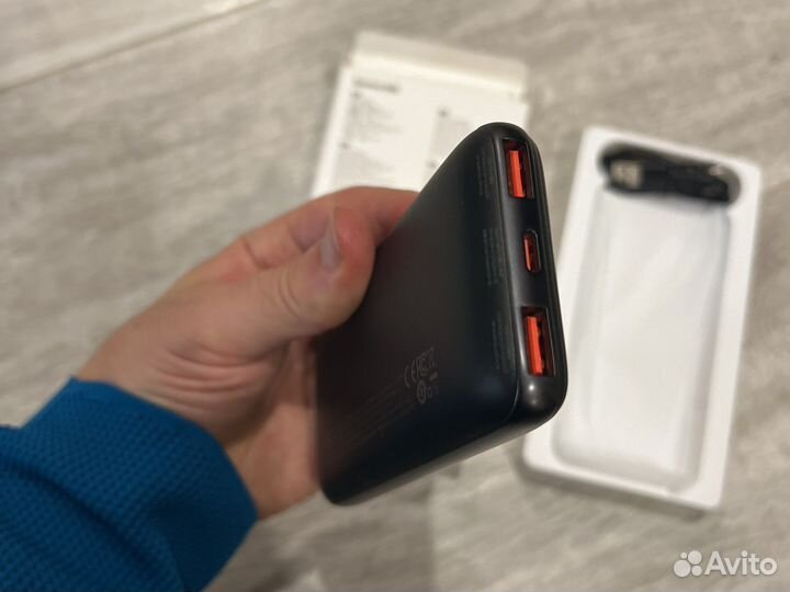 Power bank baseus 22 w 10.000 mah