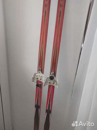 Лыжи беговые пластиковые