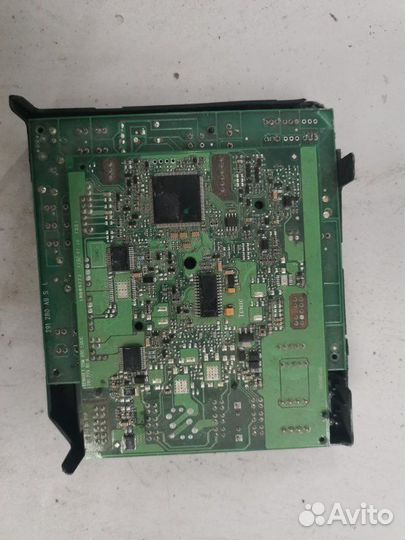 Блок предохранителей Renault Fluence 1 седан K4M