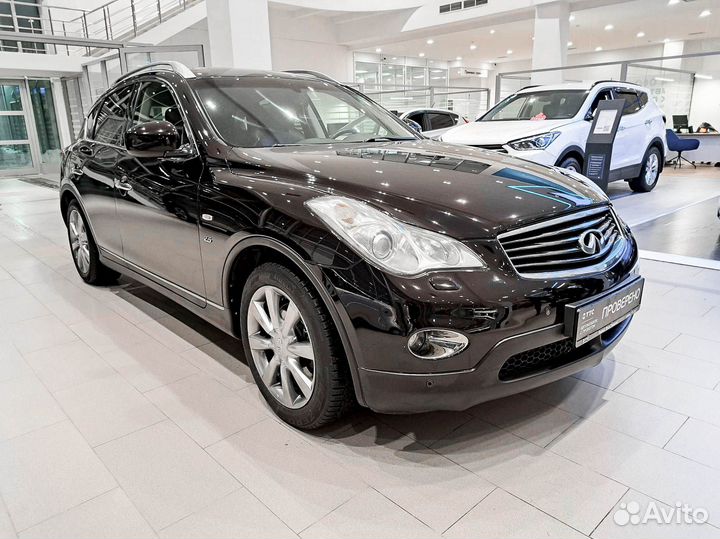 Infiniti QX50 2.5 AT, 2013, 247 830 км