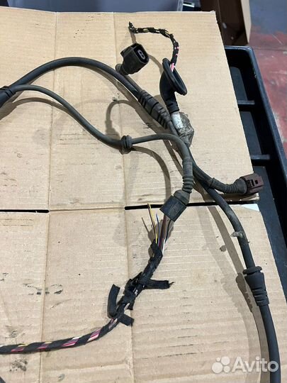 Жгуты задних колес, датчика ABS и уровня кузова