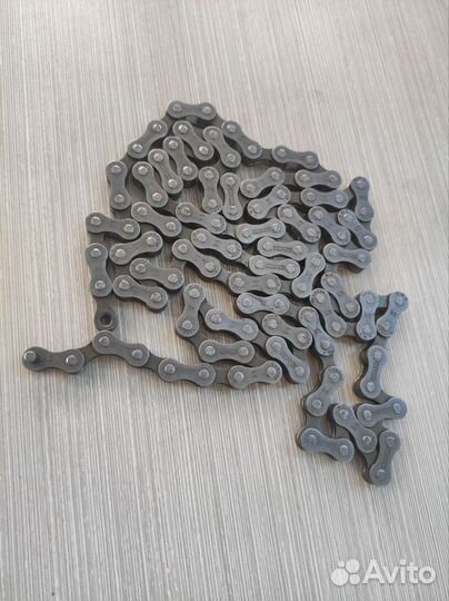 Велосипедная цепь KMC