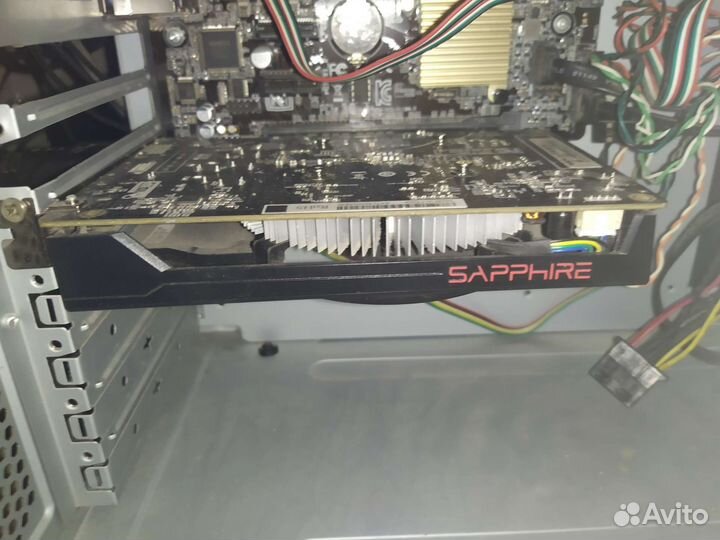 Видеокарта RX550 2gb Sapphire