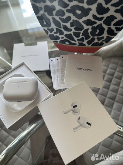 Беспроводные наушники Apple AirPods Pro Оригинал