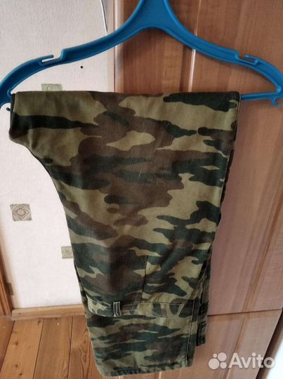 Костюм камуфляжный и брюки 44-46 р бронь