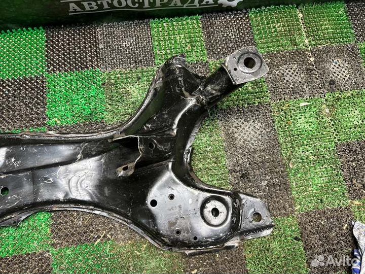 Подрамник передний Toyota Rav 4 20 2000-2005
