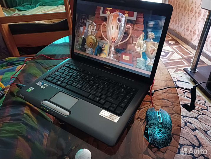 Ноутбук Toshiba