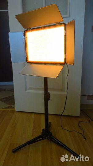 Студийный свет