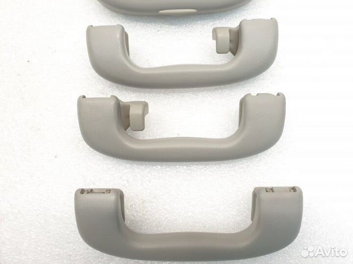 Ручка потолка Chevrolet Cruze 1.6 F16D3 2013