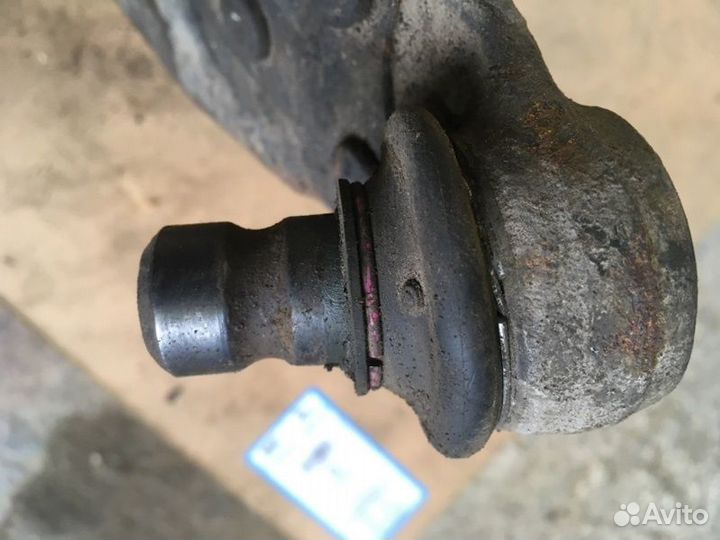 Рычаг подвески передний левый Ford Focus 3