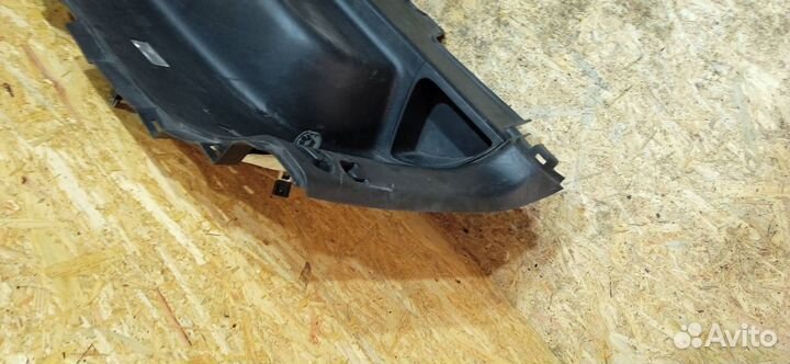 Обшивка отсека багажника левая Chevrolet Orlando