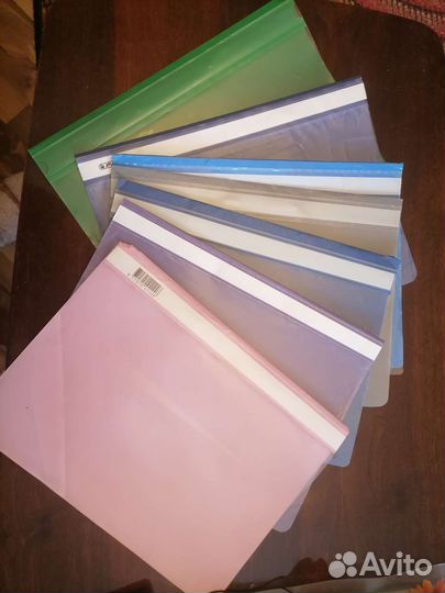 Папки пластиковые со скоросшивателем