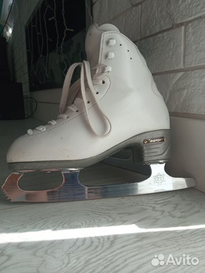 Фигурные коньки risport 220