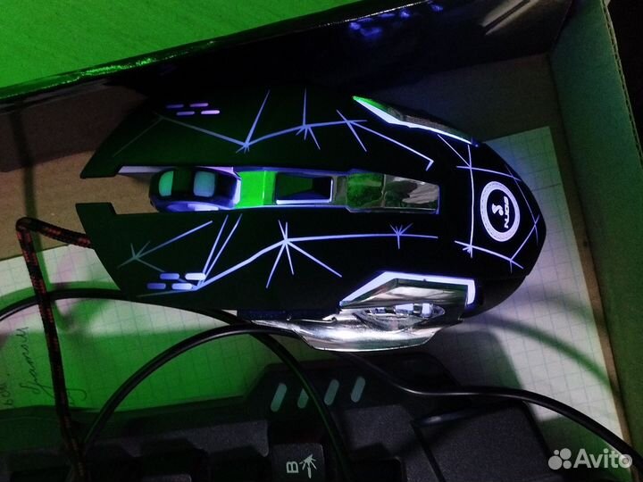 Новенькая клавиатура для android njos игровая