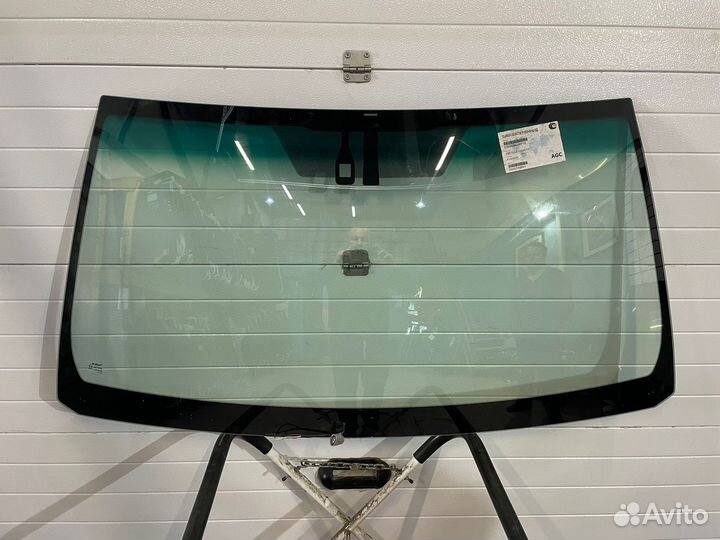 Лобовое стекло Тойота Ленд Крузер
