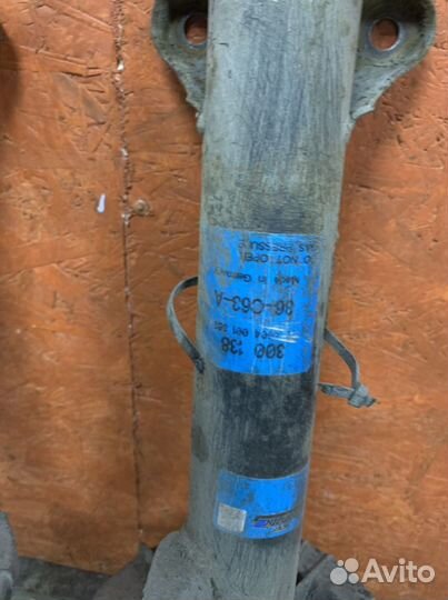 Амортизатор Mercedes w209
