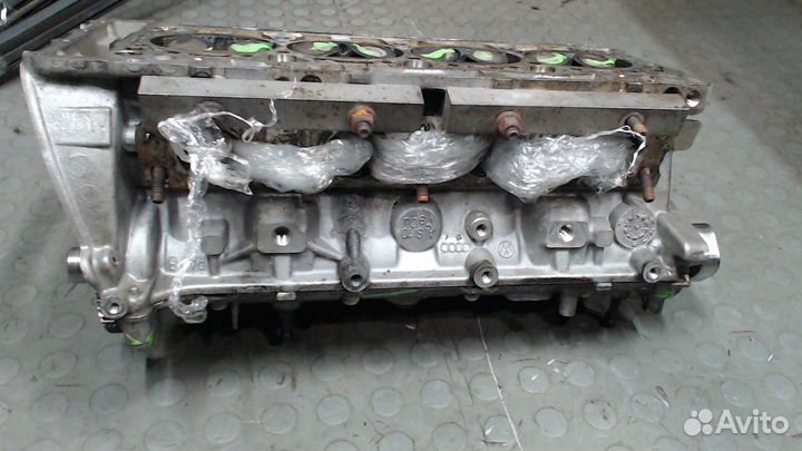 Головка блока (гбц) Skoda Octavia (A5), 2011