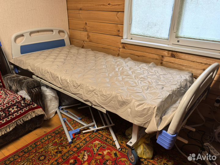 Кровать для лежачих больных бу