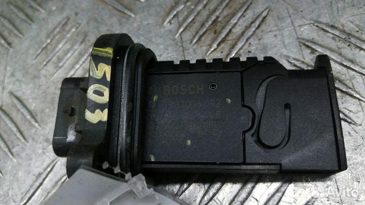 Датчик расхода воздуха Bmw 1-Series