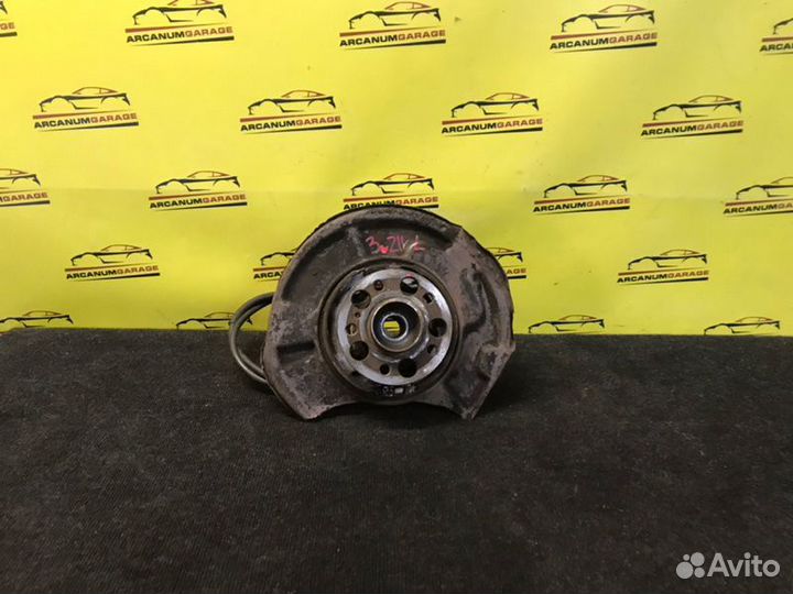 Кулак задний левый Mercedes 211 W211 OM646.821