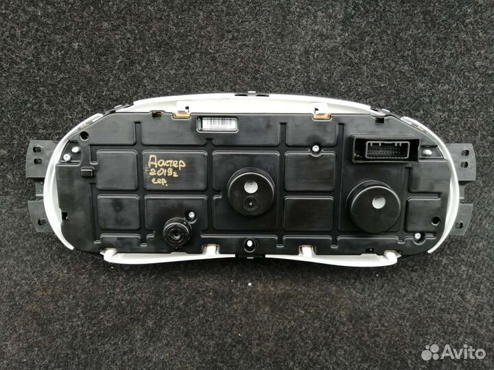 Панель приборов Renault Duster rest