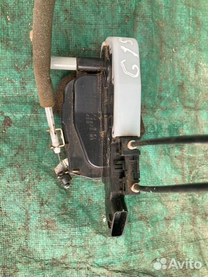 Замок двери передней правой Nissan Almera G15