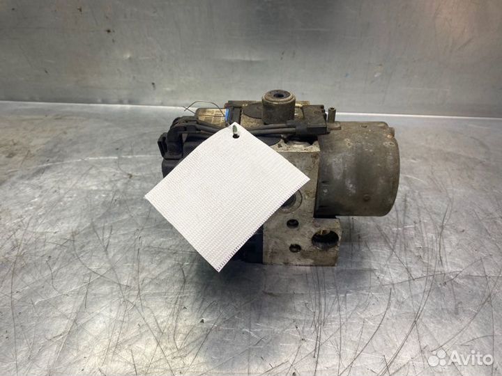 Блок ABS (насос) Volkswagen Passat B5 1996-2000