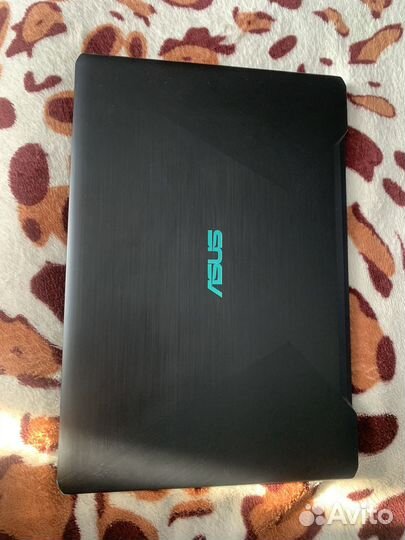 Ноутбук Asus