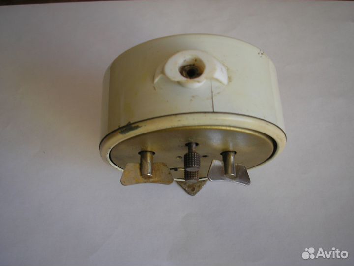 Часы - будильник механический 