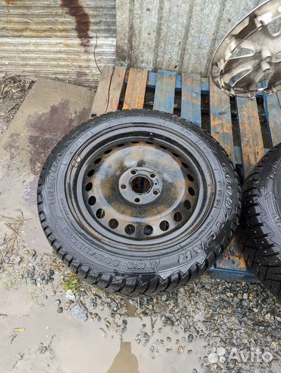 Goodyear Ultragrip 600 205/55 R16