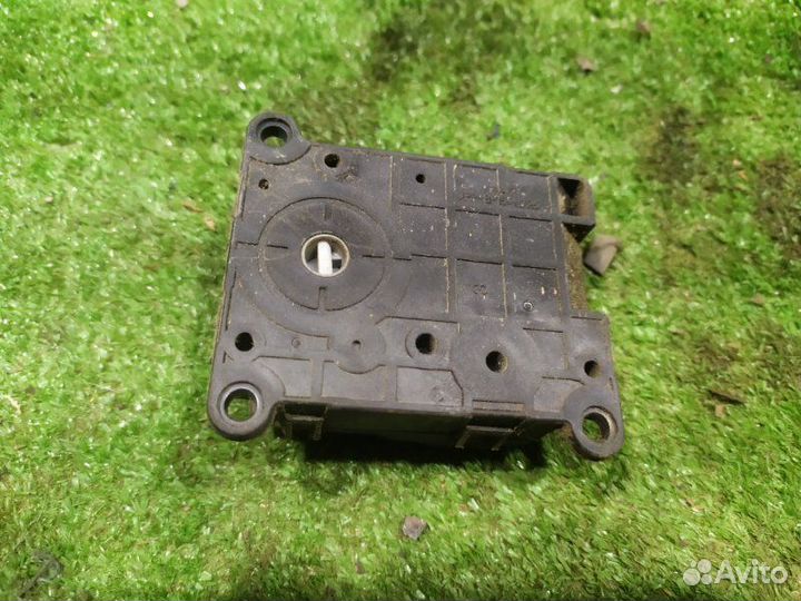 Сервопривод заслонок печки Hyundai Elantra XD G4ED