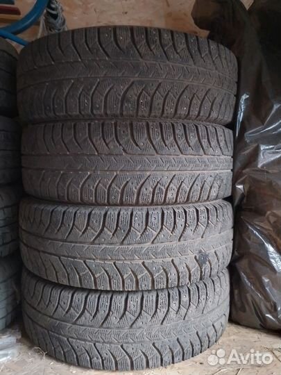 Bridgestone Ice Cruiser 7000 195/65 R15 91T
