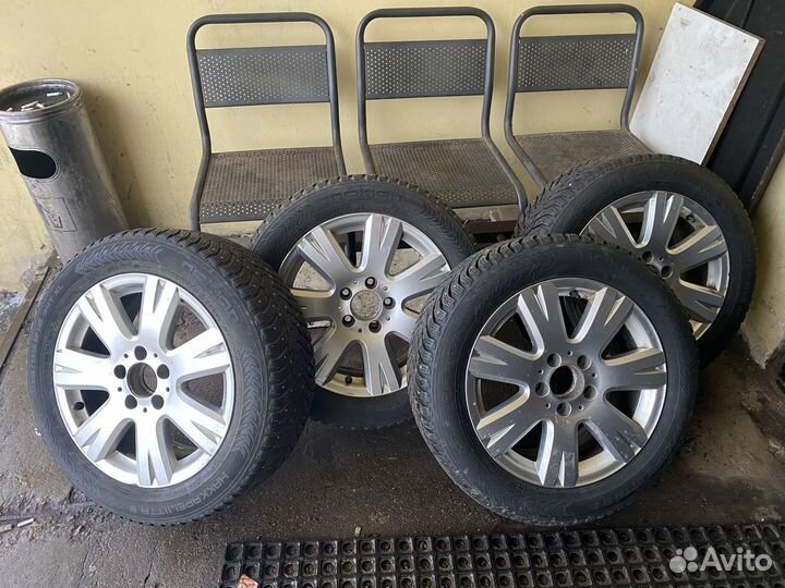 R16 Nokian Tyres Hakkapeliitta 8 205/55, PCD 5x112 DIA 66.6