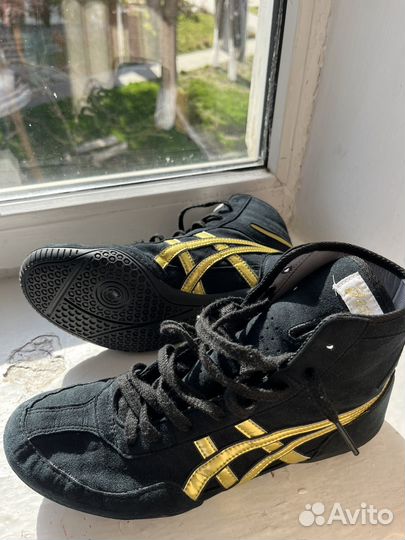 Борцовки asics tiger