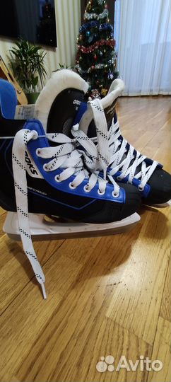Коньки хоккейные 24,5 см
