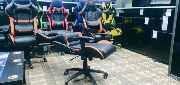 Премиум игровые кресла Cougar оранжевые