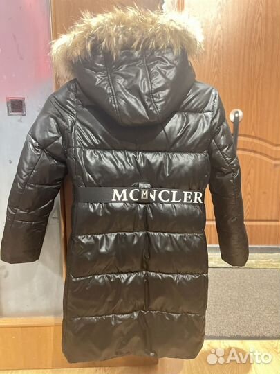 Пуховик moncler рост 134 для девочки