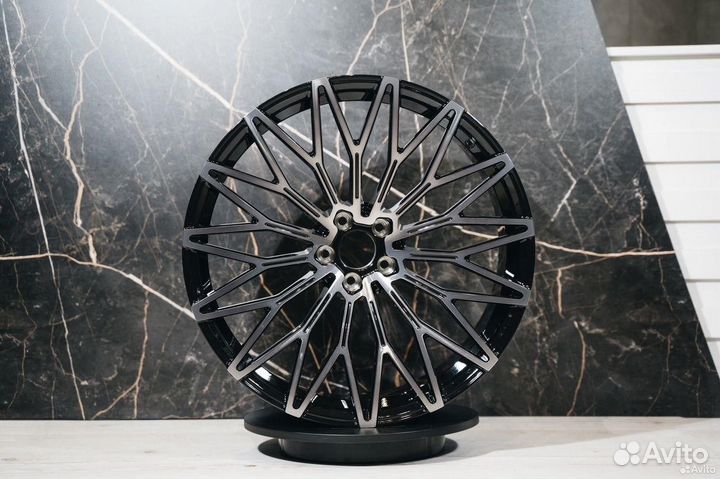 Кованные диски R22 Mercedes-Benz A-Class AMG