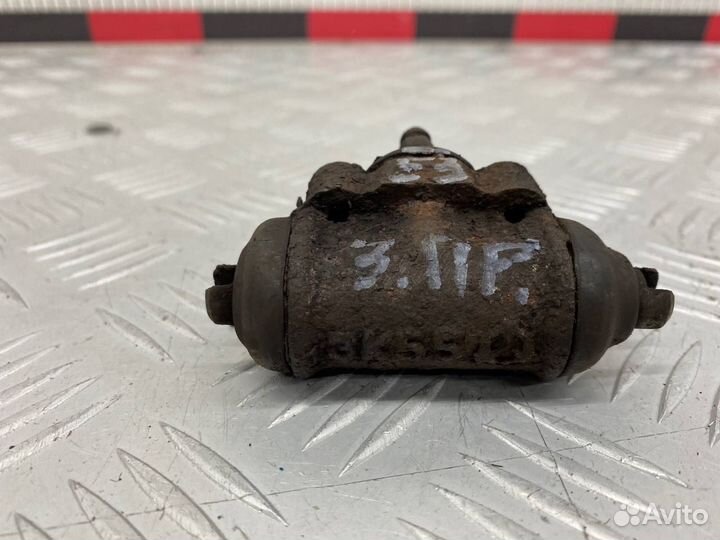 Б/У тормозной цилиндр задний правый Mazda Demio 1